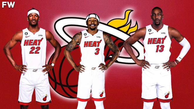 意媒：拜仁天才边锋利契纳或离队，尤文和米兰等队有意争夺（意媒：拜仁新星边锋利契纳或将离队，尤文米兰等队追逐）