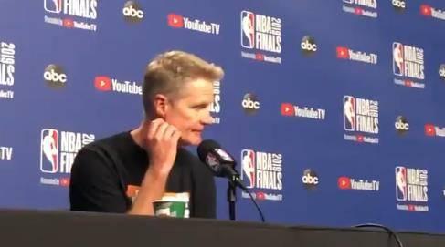 梁民革：在英国生活我已经适应了；孙兴慜哥说我需要更加努力（梁民革称已适应英国生活，孙兴慜表示我还需更努力）