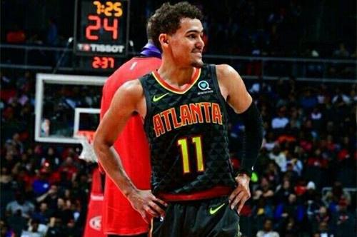 拜仁对阵圣保利全场3次射门中柱：卡尔2次、凯恩1次（拜仁战圣保利三次中柱：卡尔两次、凯恩一次）