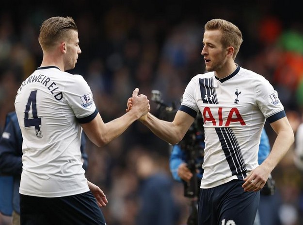 铜梁龙李镇全谈冲超：有这么多人支持我们，为什么不能冲超？（铜梁龙李镇全：背靠众多支持，冲超为何不可？）