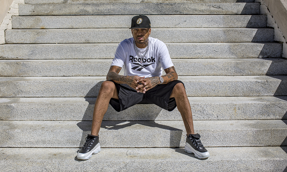 文图拉：执教意大利时媒体充满了敌意；现代足球充斥着表演（文图拉：执教意大利期间饱受媒体敌意，现代足球处处皆表演）