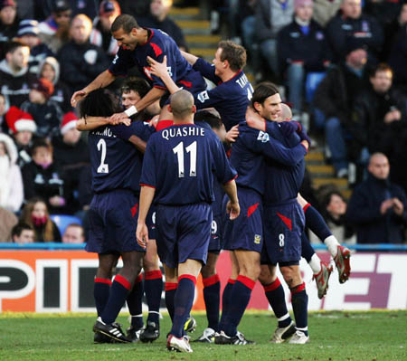 斯基拉：莫拉塔左大腿内收肌严重受伤，预计明年3月才能复出（斯基拉称：莫拉塔左大腿内收肌重伤，恐缺阵至明年三月）