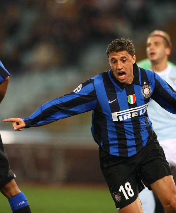 29分大败想起他了？湖人球迷群体高呼勒布朗！美网友让东里给老詹道歉（29分惨败后，湖人球迷齐呼勒布朗，美网友要求东里向老詹致歉）