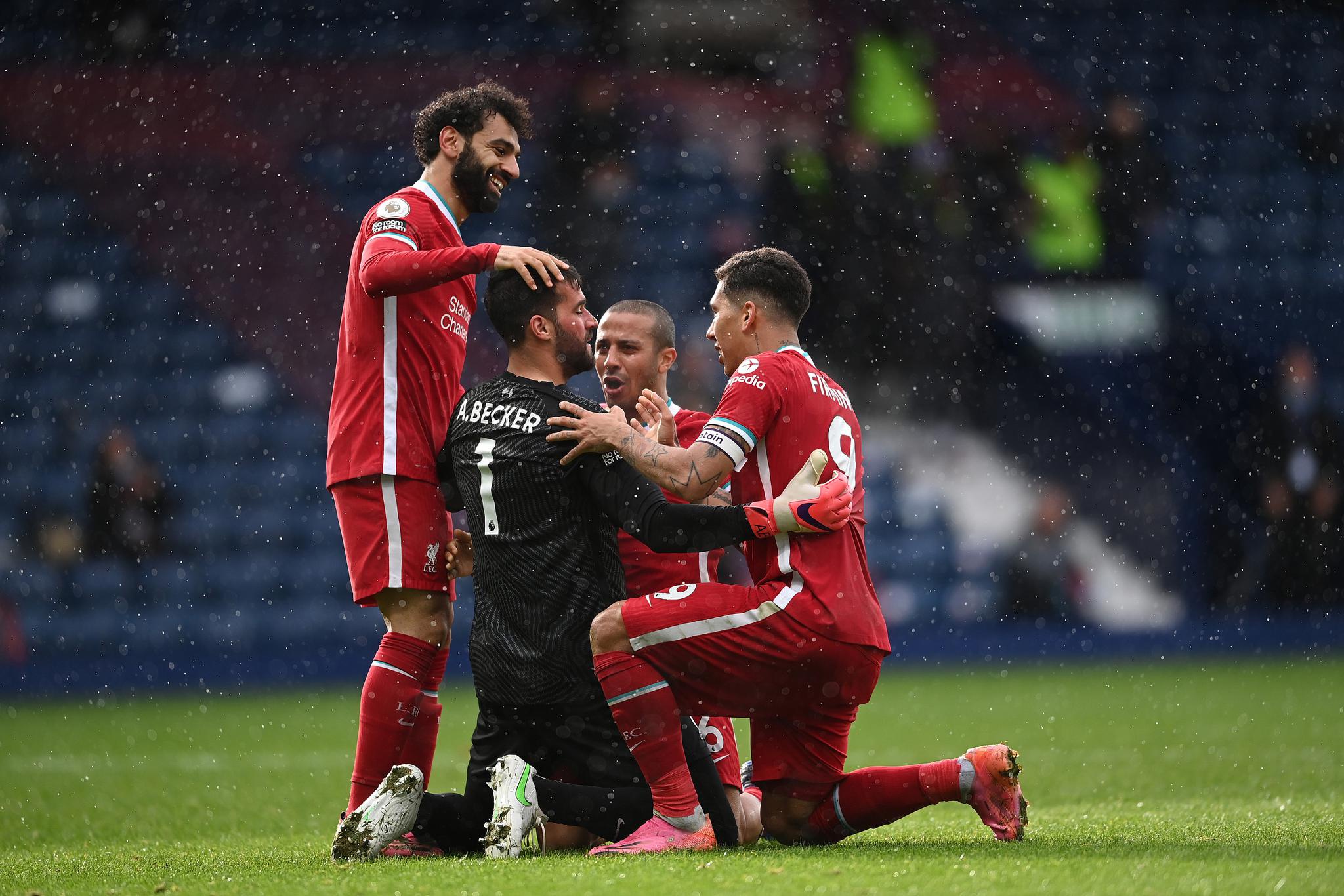 蒂尔潘生涯执法欧冠共判31粒点球，成为欧冠判点最多的主裁（蒂尔潘欧冠执法累计判罚31个点球，成欧冠判点最多主裁）