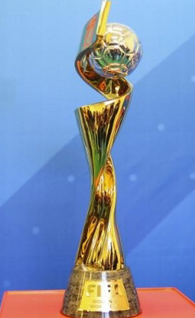 13球，伊尔迪兹21岁前意甲进球数并列尤文队史第七位（伊尔迪兹21岁前意甲进13球，位列尤文队史并列第七）