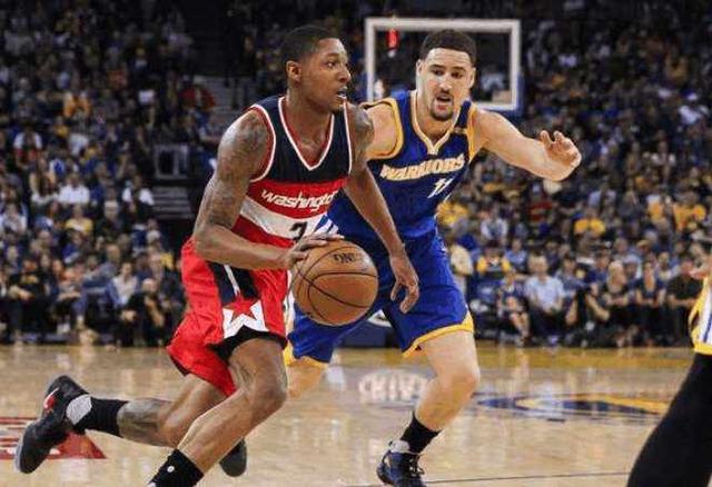 2026年美加墨世界杯扩军至48队，小组赛规则革新，淘汰赛对阵更复杂，传统强队与新势力激烈竞争。（2026美加墨世界杯扩军至48队：小组赛改制、淘汰赛更复杂，豪强与新势力激战升级）