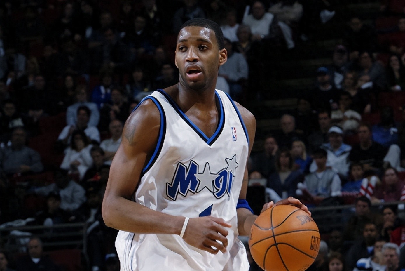 带队取胜！拉梅洛·鲍尔20中7砍全队最高22分 有7板5助&三分10中4（拉梅洛-鲍尔率队取胜：20投7中砍全队最高22分，另有7篮板5助攻，三分10投4中）