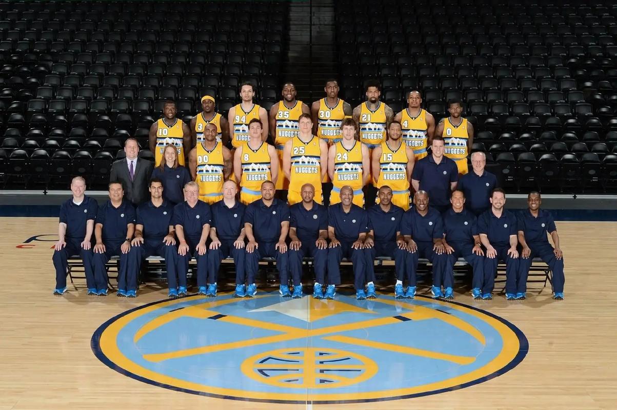 12月8日！英超意甲西甲葡超西乙意乙法乙等比赛开打！会有冷门吗？（12月8日多线开战：英超、意甲、西甲、葡超、西乙、意乙、法乙齐登场，冷门会出现吗？）