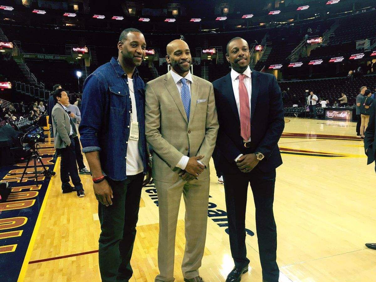 德劳伦蒂斯：在我们这个破主场里，一场只能赚300万欧（德劳伦蒂斯吐槽主场：单场仅进账300万欧元）