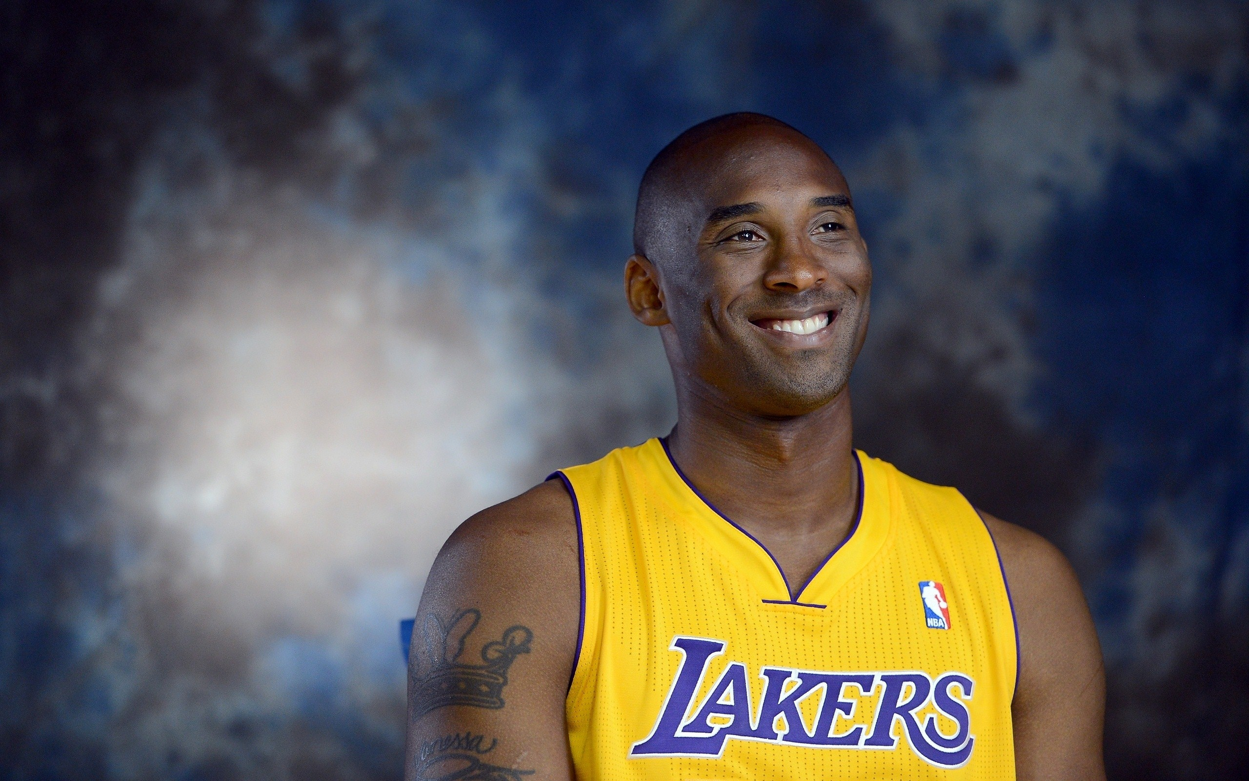 弗兰克：范德芬已经和伊萨克谈过了，他们之间没问题（弗兰克：范德芬已与伊萨克沟通，双方没有问题）