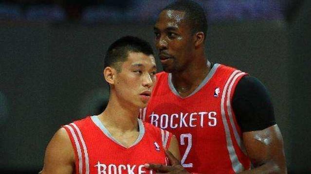 媒体人：CBA新赛季特许鞋名单仅剩胡明轩和赵继伟（据媒体人透露，CBA新赛季特许球鞋名单仅余胡明轩与赵继伟）