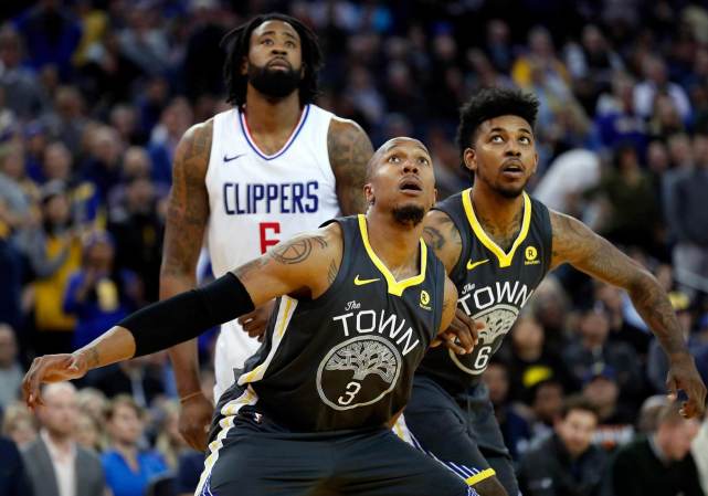 结束5年中超之旅！长春亚泰提前1轮降入中甲（提前一轮降入中甲！长春亚泰告别中超，5年征程落幕）