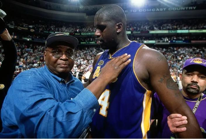 前三次欧冠首发均有进球，埃斯特旺是20岁以下球员第三人（欧冠前三次首发场场进球，埃斯特旺成20岁以下第3人）