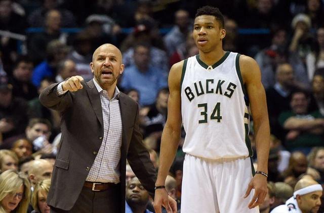 库尔图瓦：阿隆索与我们关系很好，亚马尔的言论反而激励我们（库尔图瓦：我们与阿隆索关系融洽，亚马尔的言论反倒成了动力）