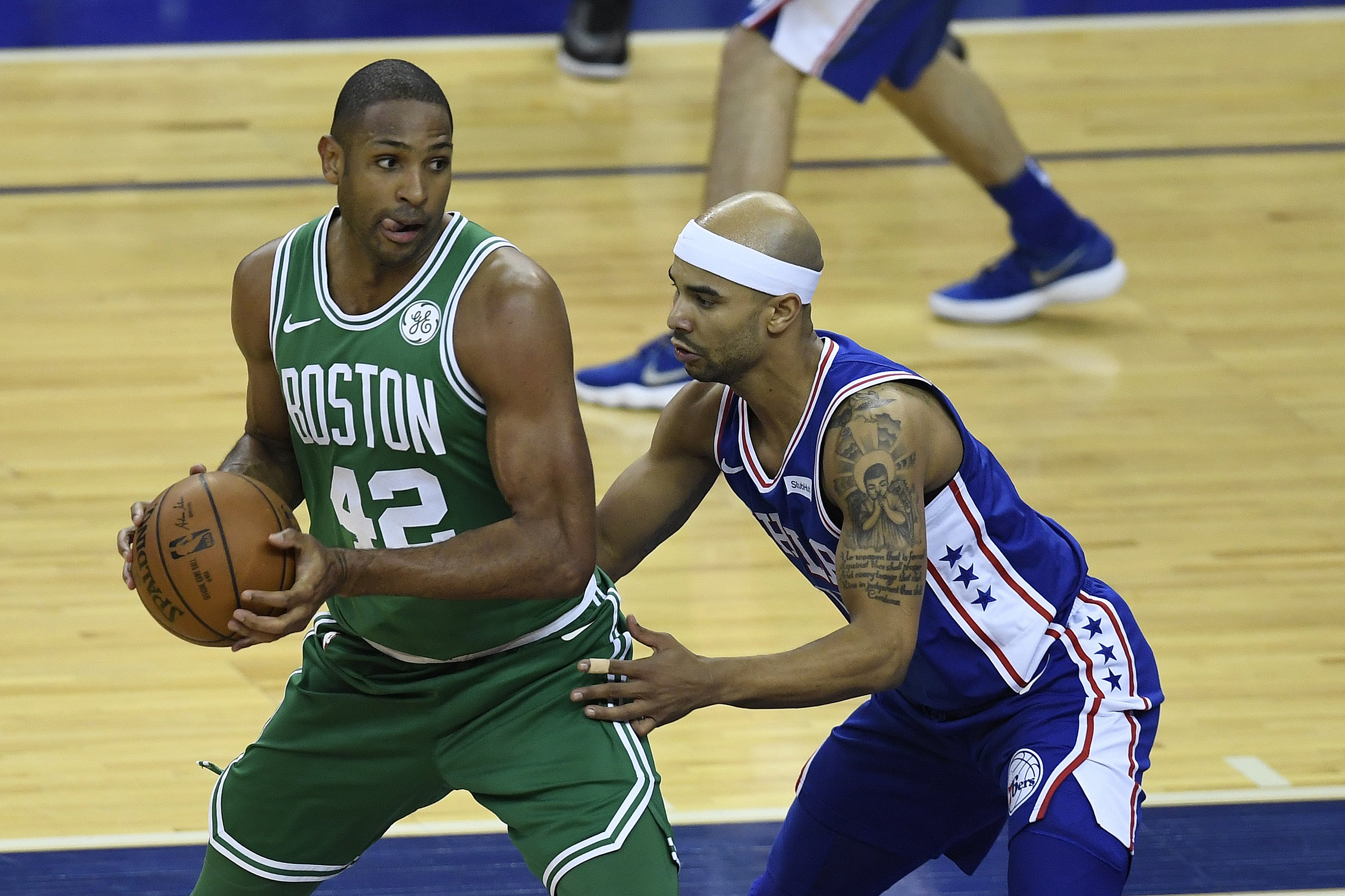 马斯坦托诺：耻骨疼痛已困扰我很久，在皇马我不考虑成为主角（马斯坦托诺：长期受耻骨疼痛困扰，在皇马我无意当主角）