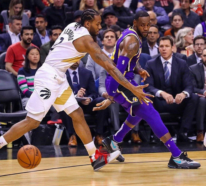 半场战报：科隆1-0汉堡，阿赫破门（上半场：阿赫破门，科隆1-0领先汉堡）